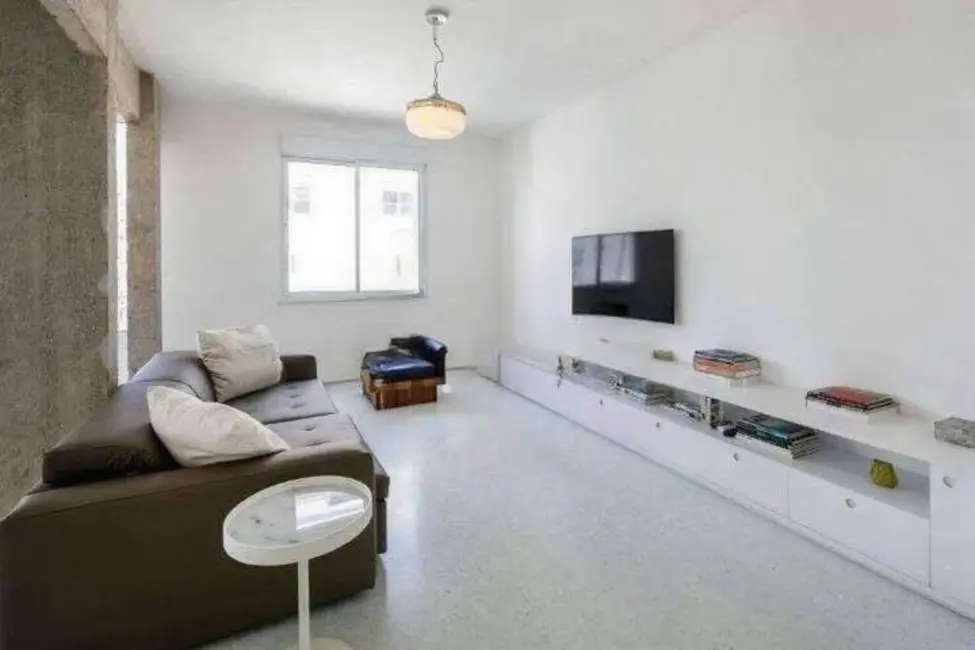 Apartamento com 4 quartos à venda, 203m2 em Copacabana, Rio De Janeiro - RJ - imagem 6 Foto 6 de Apartamento com 4 quartos à venda, 203m2 em Copacabana, Rio De Janeiro - RJ