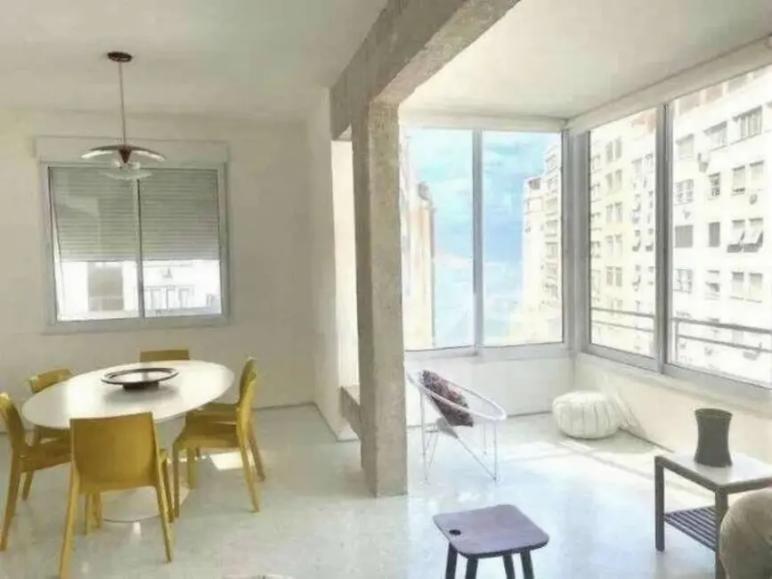 Apartamento com 4 quartos à venda, 203m2 em Copacabana, Rio De Janeiro - RJ - imagem 3 Foto 3 de Apartamento com 4 quartos à venda, 203m2 em Copacabana, Rio De Janeiro - RJ