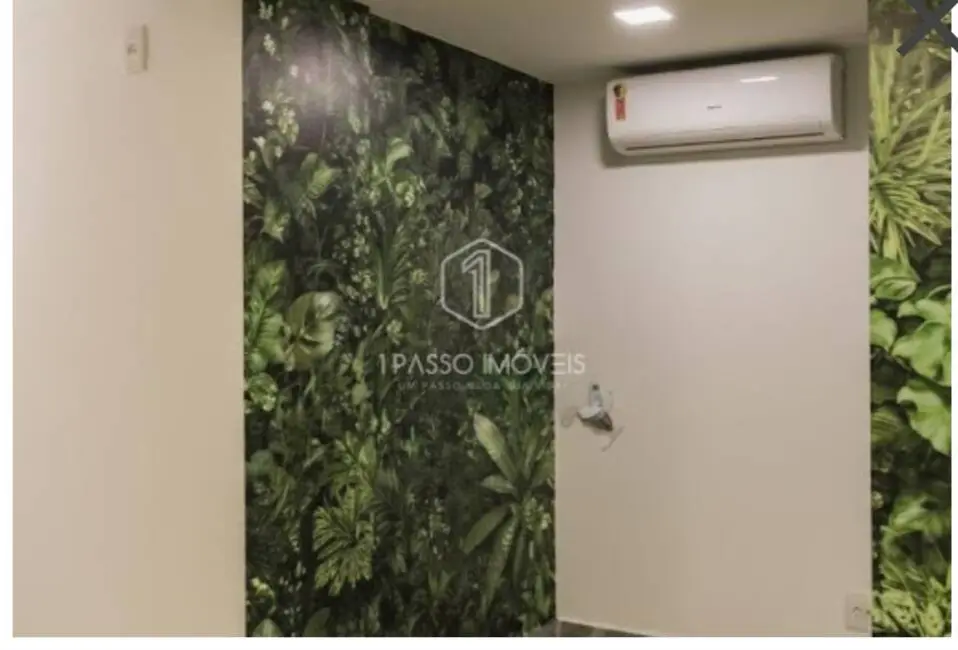 Apartamento com 1 quarto à venda, 52m2 em Copacabana, Rio De Janeiro - RJ - imagem 4 Foto 4 de Apartamento com 1 quarto à venda, 52m2 em Copacabana, Rio De Janeiro - RJ
