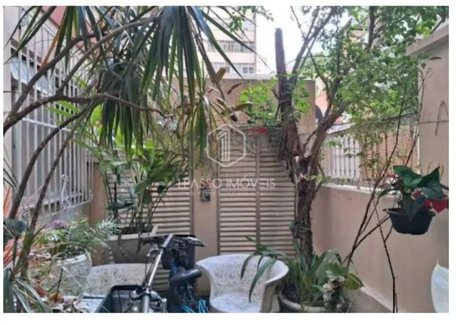 Apartamento com 1 quarto à venda, 79m2 em Copacabana, Rio De Janeiro - RJ - imagem 2 Foto 2 de Apartamento com 1 quarto à venda, 79m2 em Copacabana, Rio De Janeiro - RJ