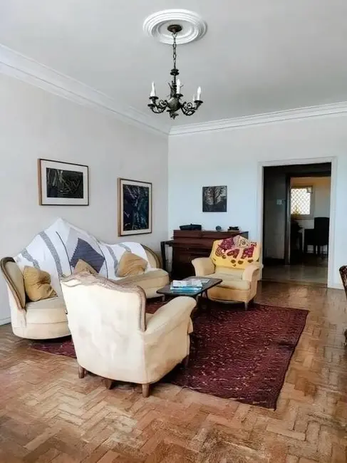 Apartamento com 4 quartos à venda, 232m2 em Copacabana, Rio De Janeiro - RJ - imagem 9 Foto 9 de Apartamento com 4 quartos à venda, 232m2 em Copacabana, Rio De Janeiro - RJ