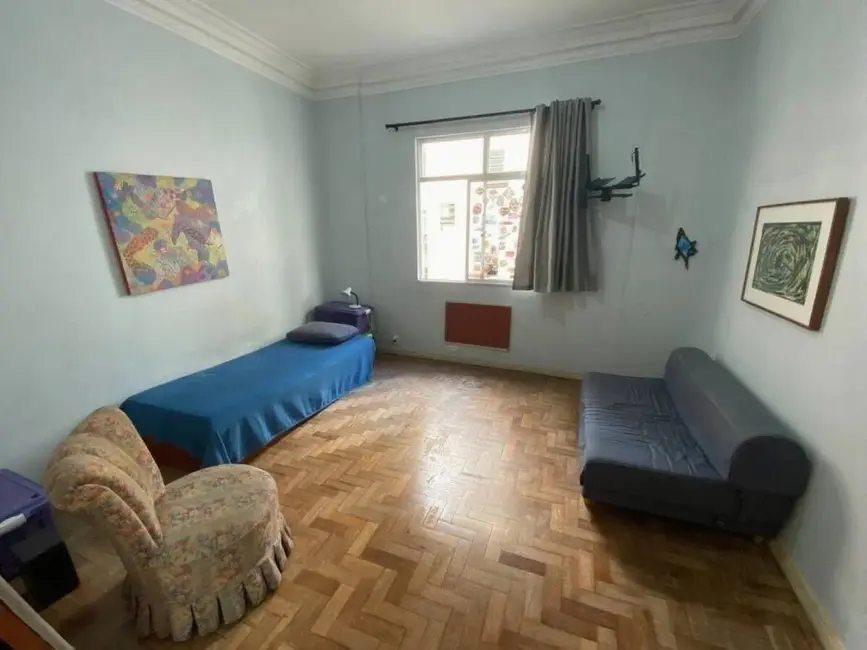 Apartamento com 4 quartos à venda, 232m2 em Copacabana, Rio De Janeiro - RJ - imagem 4 Foto 4 de Apartamento com 4 quartos à venda, 232m2 em Copacabana, Rio De Janeiro - RJ