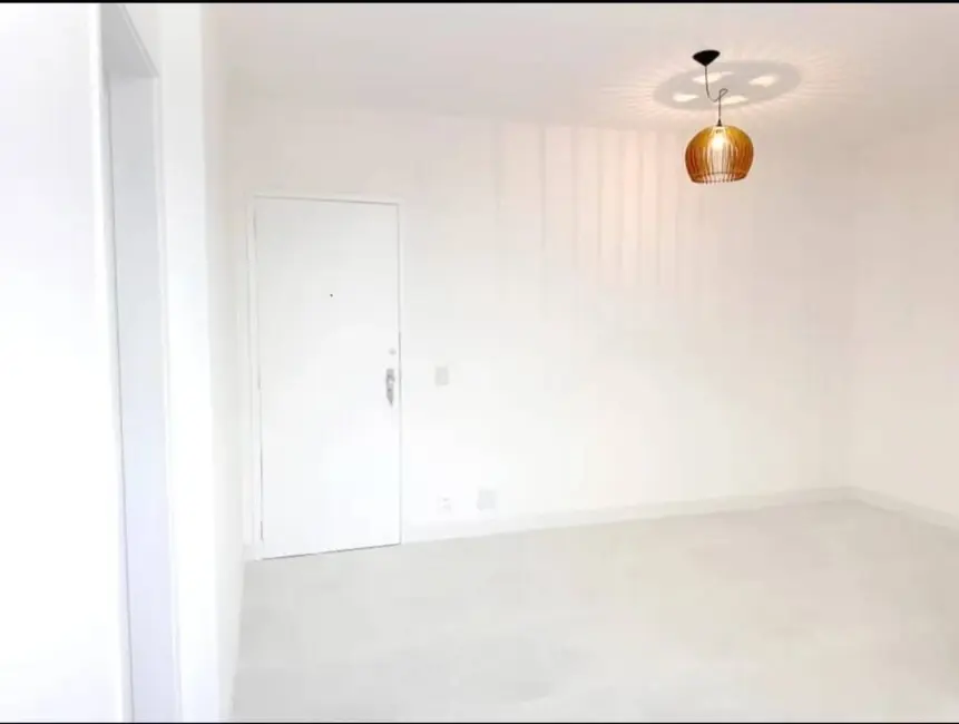 Apartamento com 2 quartos à venda, 60m2 em Barra da Tijuca, Rio De Janeiro - RJ - imagem 2 Foto 2 de Apartamento com 2 quartos à venda, 60m2 em Barra da Tijuca, Rio De Janeiro - RJ