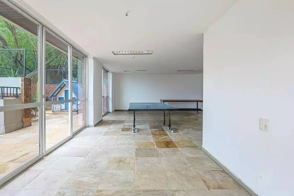 Apartamento com 3 quartos à venda, 160m2 em Rio De Janeiro - RJ - imagem 7 Foto 7 de Apartamento com 3 quartos à venda, 160m2 em Rio De Janeiro - RJ
