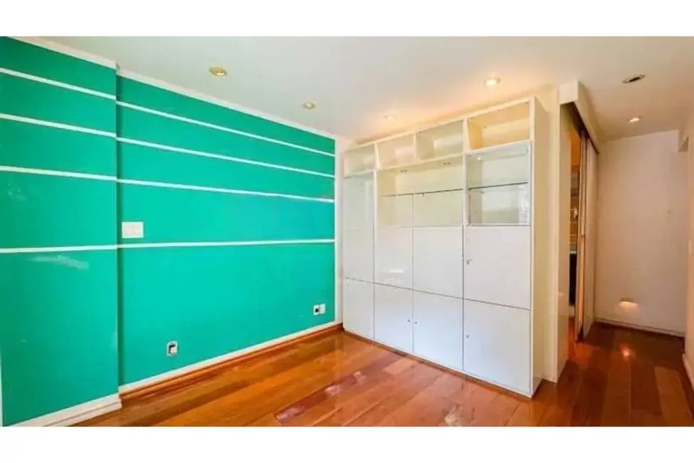 Apartamento com 4 quartos à venda, 186m2 em Lagoa, Rio De Janeiro - RJ - imagem 9 Foto 9 de Apartamento com 4 quartos à venda, 186m2 em Lagoa, Rio De Janeiro - RJ