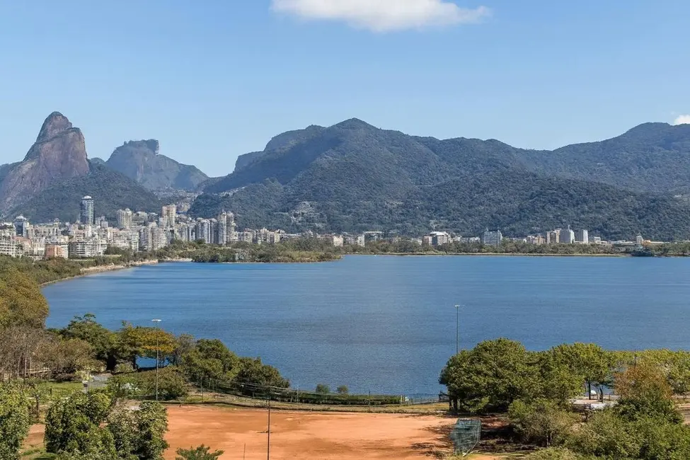 Apartamento com 4 quartos à venda, 186m2 em Lagoa, Rio De Janeiro - RJ - imagem 1 Foto 1 de Apartamento com 4 quartos à venda, 186m2 em Lagoa, Rio De Janeiro - RJ