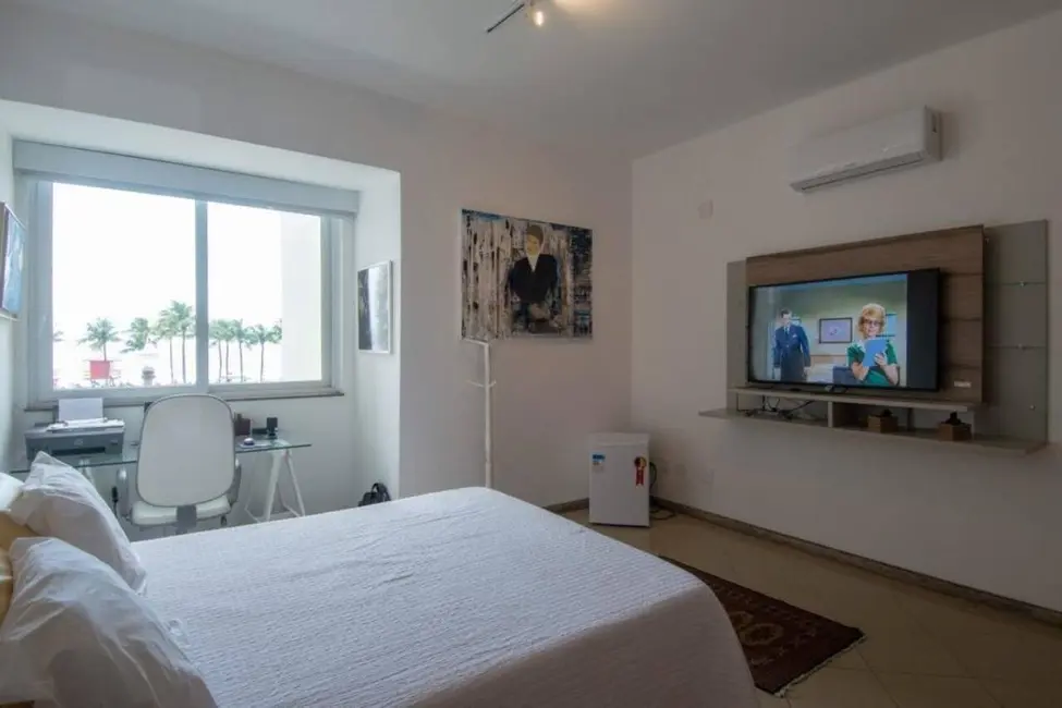 Apartamento com 4 quartos à venda, 224m2 em Copacabana, Rio De Janeiro - RJ - imagem 7 Foto 7 de Apartamento com 4 quartos à venda, 224m2 em Copacabana, Rio De Janeiro - RJ
