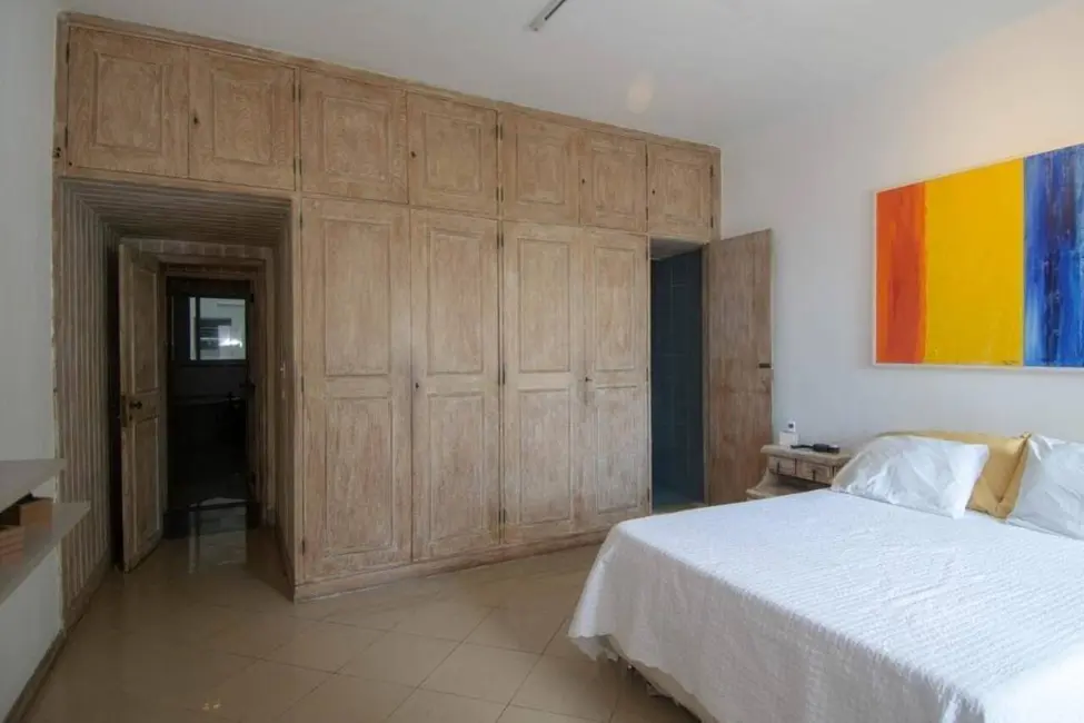 Apartamento com 4 quartos à venda, 224m2 em Copacabana, Rio De Janeiro - RJ - imagem 3 Foto 3 de Apartamento com 4 quartos à venda, 224m2 em Copacabana, Rio De Janeiro - RJ