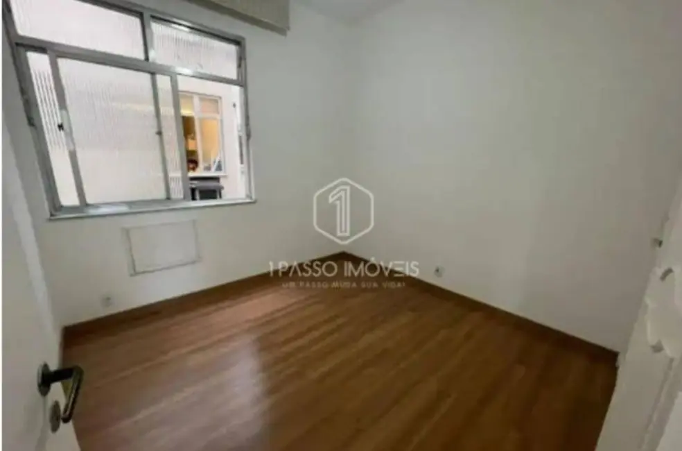 Apartamento com 3 quartos à venda, 86m2 em Copacabana, Rio De Janeiro - RJ - imagem 8 Foto 8 de Apartamento com 3 quartos à venda, 86m2 em Copacabana, Rio De Janeiro - RJ