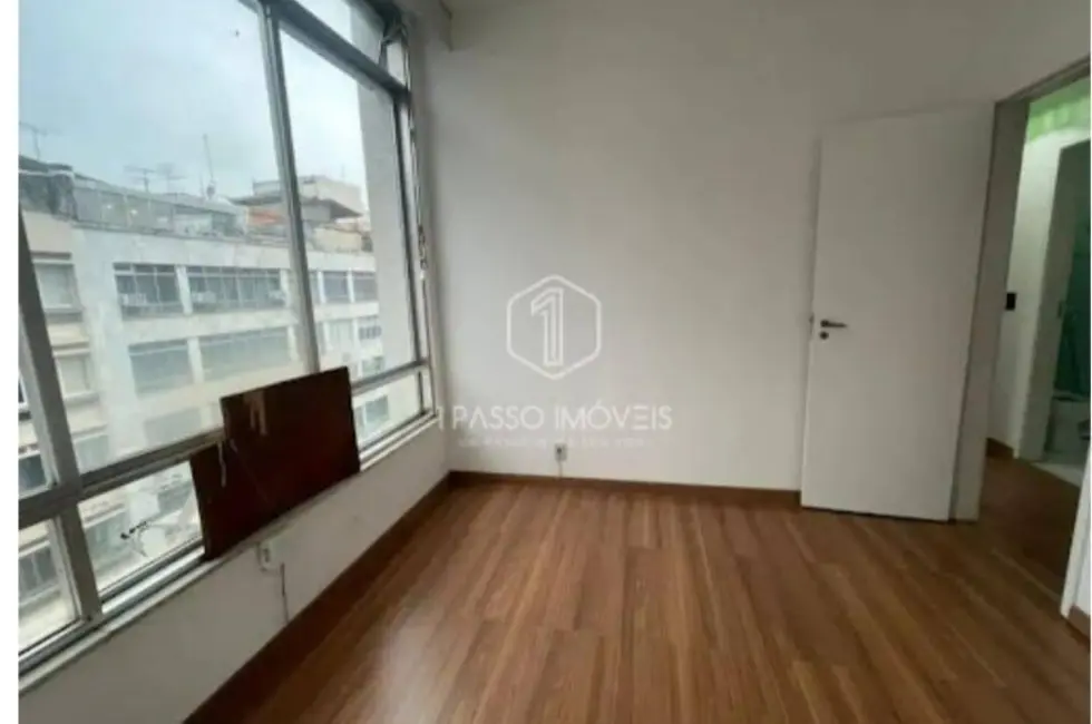 Apartamento com 3 quartos à venda, 86m2 em Copacabana, Rio De Janeiro - RJ - imagem 5 Foto 5 de Apartamento com 3 quartos à venda, 86m2 em Copacabana, Rio De Janeiro - RJ