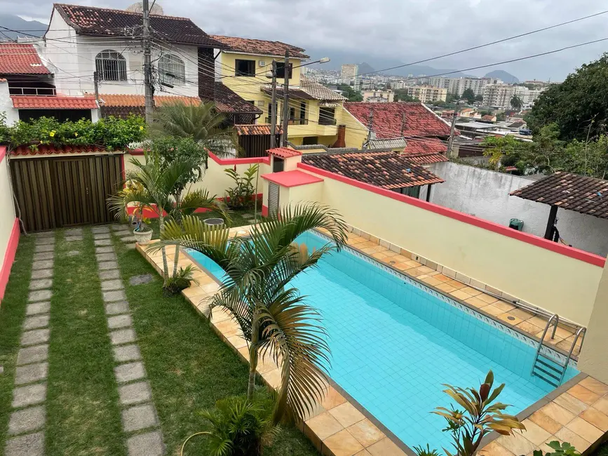 Foto 4 de Casa com 3 quartos à venda, 290m2 em Taquara, Rio De Janeiro - RJ