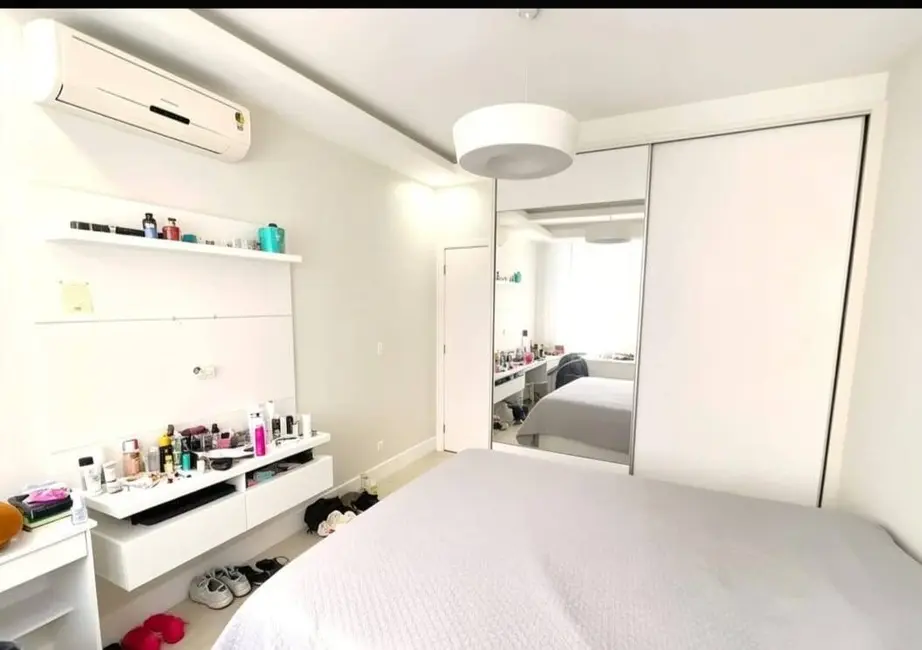 Foto 9 de Apartamento com 3 quartos à venda, 110m2 em Copacabana, Rio De Janeiro - RJ