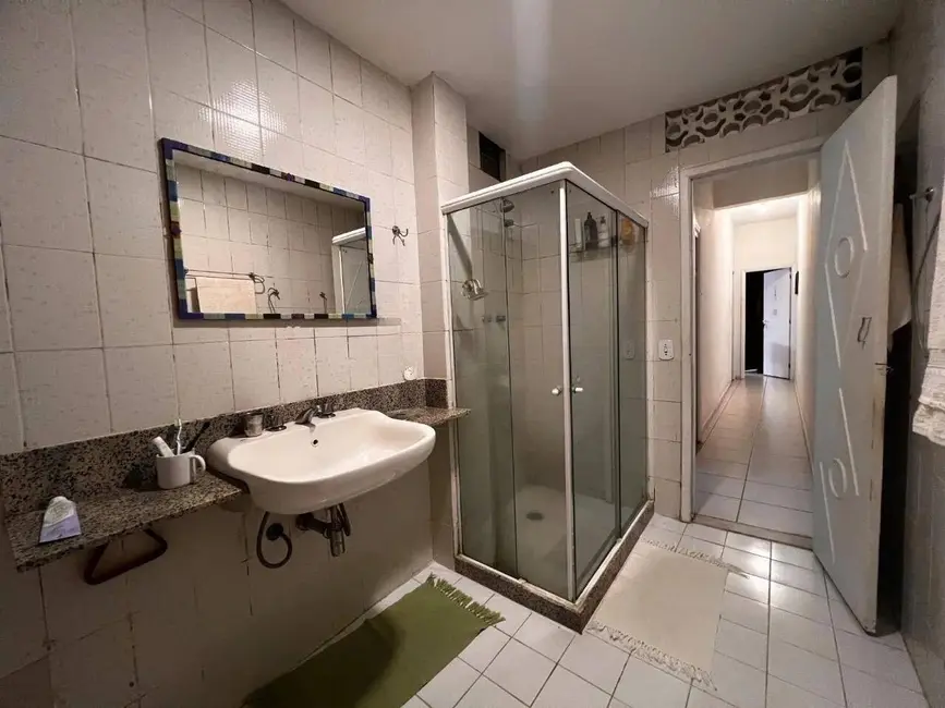 Apartamento com 3 quartos à venda, 110m2 em Copacabana, Rio De Janeiro - RJ - imagem 7 Foto 7 de Apartamento com 3 quartos à venda, 110m2 em Copacabana, Rio De Janeiro - RJ