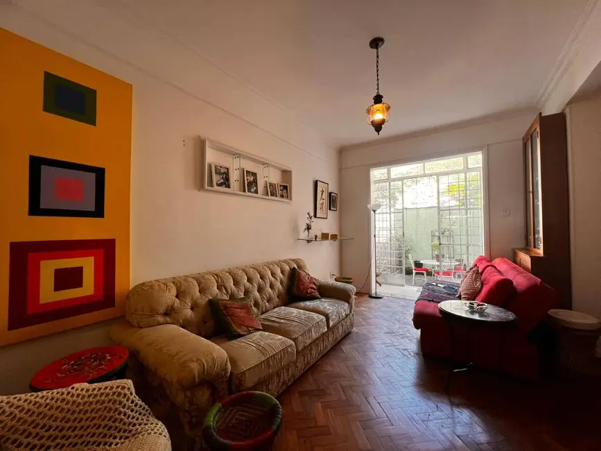 Apartamento com 3 quartos à venda, 110m2 em Copacabana, Rio De Janeiro - RJ - imagem 5 Foto 5 de Apartamento com 3 quartos à venda, 110m2 em Copacabana, Rio De Janeiro - RJ