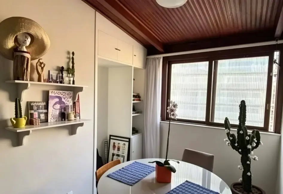 Cobertura com 1 quarto à venda, 65m2 em Glória, Rio De Janeiro - RJ - imagem 4 Foto 4 de Cobertura com 1 quarto à venda, 65m2 em Glória, Rio De Janeiro - RJ