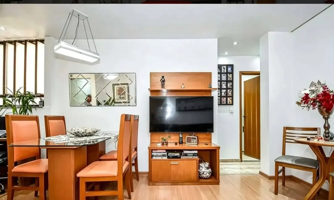 Apartamento com 2 quartos à venda, 60m2 em Glória, Rio De Janeiro - RJ - imagem 1 Foto 1 de Apartamento com 2 quartos à venda, 60m2 em Glória, Rio De Janeiro - RJ