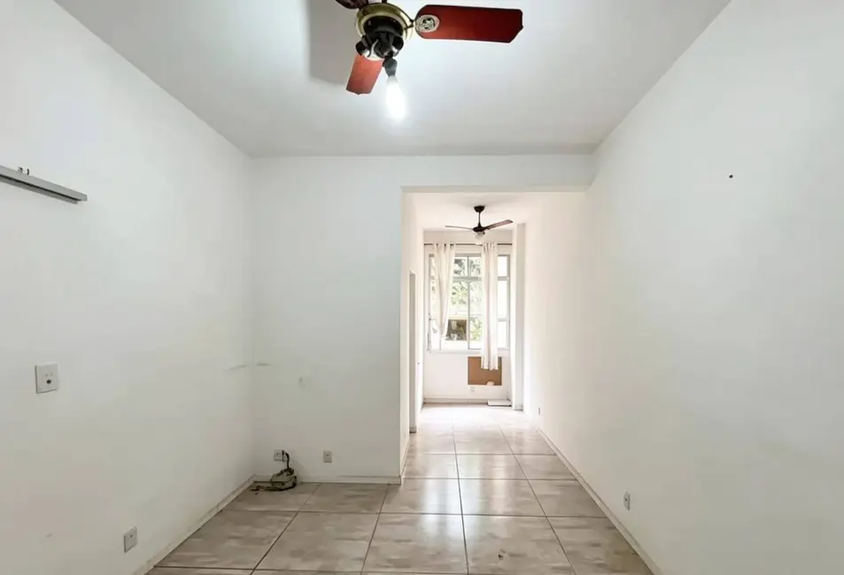 Apartamento com 2 quartos à venda, 60m2 em Glória, Rio De Janeiro - RJ - imagem 5 Foto 5 de Apartamento com 2 quartos à venda, 60m2 em Glória, Rio De Janeiro - RJ