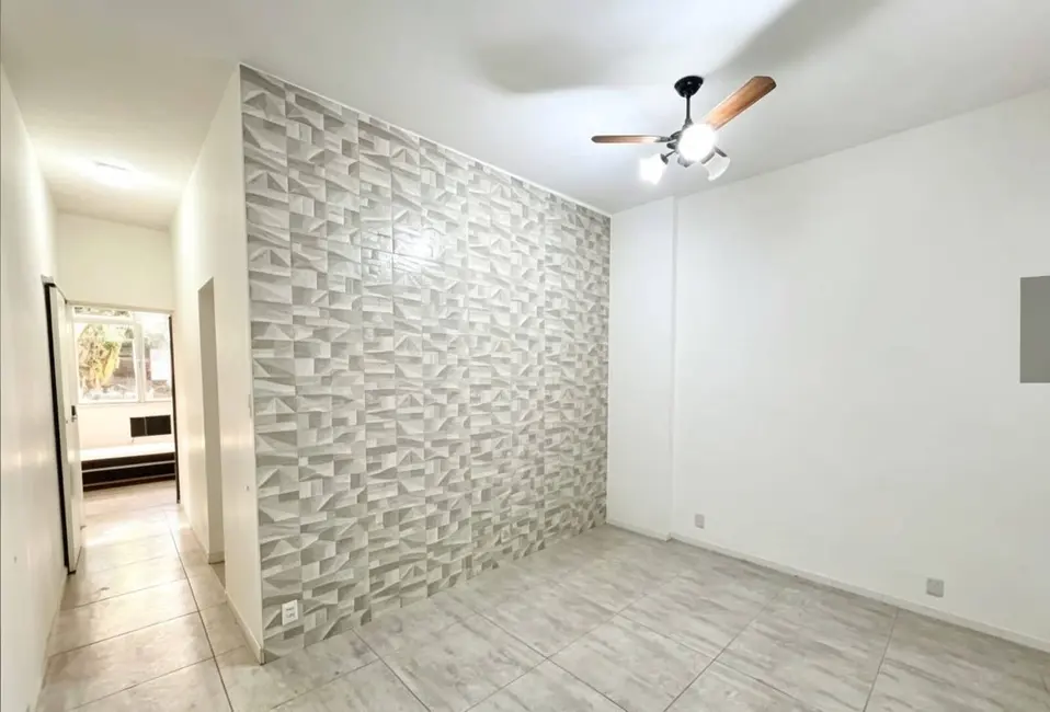 Apartamento com 2 quartos à venda, 60m2 em Glória, Rio De Janeiro - RJ - imagem 3 Foto 3 de Apartamento com 2 quartos à venda, 60m2 em Glória, Rio De Janeiro - RJ