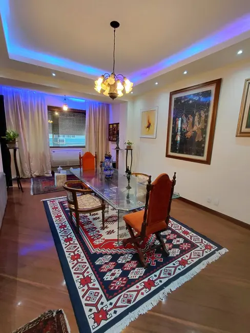 Foto 2 de Apartamento com 3 quartos à venda, 200m2 em Copacabana, Rio De Janeiro - RJ