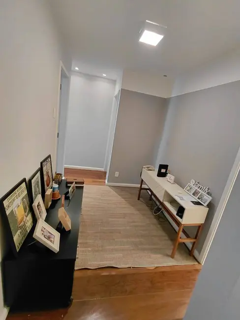 Apartamento com 3 quartos à venda, 121m2 em Copacabana, Rio De Janeiro - RJ - imagem 2 Foto 2 de Apartamento com 3 quartos à venda, 121m2 em Copacabana, Rio De Janeiro - RJ