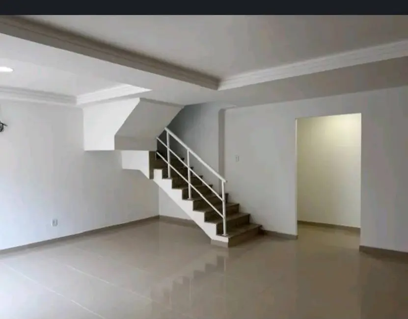 Foto 8 de Casa com 4 quartos à venda, 320m2 em Jardim Guanabara, Rio De Janeiro - RJ