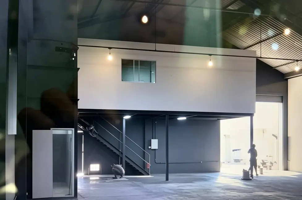 Foto 9 de Sala Comercial à venda, 480m2 em Parada de Lucas, Rio De Janeiro - RJ