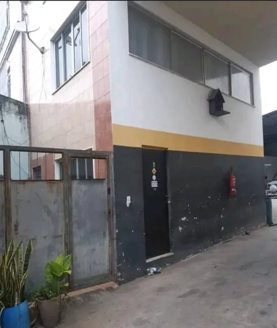 Sala Comercial à venda, 500m2 em Penha Circular, Rio De Janeiro - RJ - imagem 4 Foto 4 de Sala Comercial à venda, 500m2 em Penha Circular, Rio De Janeiro - RJ