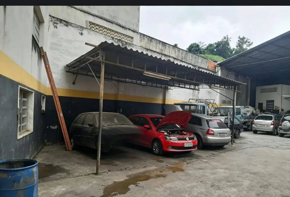 Sala Comercial à venda, 500m2 em Penha Circular, Rio De Janeiro - RJ - imagem 5 Foto 5 de Sala Comercial à venda, 500m2 em Penha Circular, Rio De Janeiro - RJ