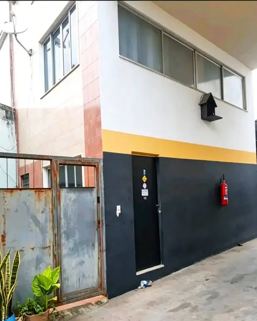 Sala Comercial à venda, 500m2 em Penha Circular, Rio De Janeiro - RJ - imagem 2 Foto 2 de Sala Comercial à venda, 500m2 em Penha Circular, Rio De Janeiro - RJ