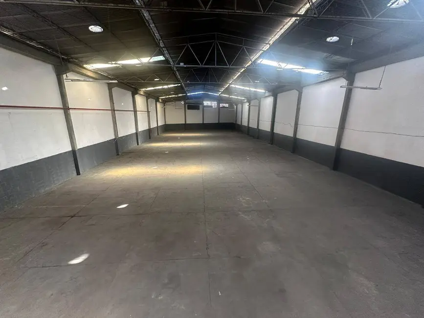 Foto 3 de Sala Comercial à venda, 1440m2 em Penha, Rio De Janeiro - RJ
