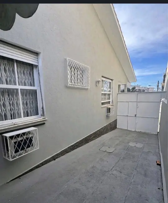 Casa com 5 quartos à venda, 650m2 em Jardim Guanabara, Rio De Janeiro - RJ - imagem 4 Foto 4 de Casa com 5 quartos à venda, 650m2 em Jardim Guanabara, Rio De Janeiro - RJ