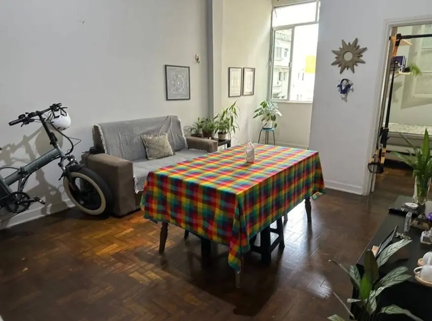 Foto 3 de Apartamento com 3 quartos à venda, 90m2 em Copacabana, Rio De Janeiro - RJ