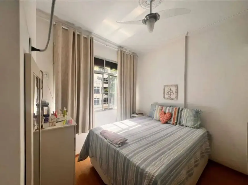 Foto 9 de Apartamento com 2 quartos à venda, 60m2 em Copacabana, Rio De Janeiro - RJ