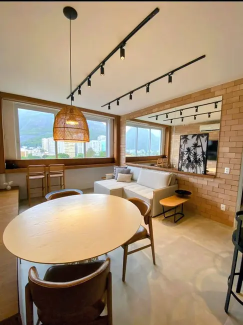 Apartamento com 3 quartos à venda, 108m2 em Botafogo, Rio De Janeiro - RJ - imagem 1 Foto 1 de Apartamento com 3 quartos à venda, 108m2 em Botafogo, Rio De Janeiro - RJ