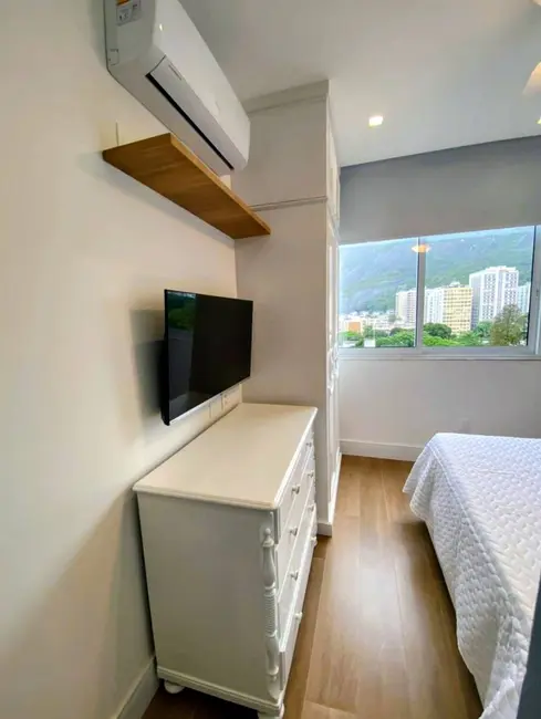 Apartamento com 3 quartos à venda, 108m2 em Botafogo, Rio De Janeiro - RJ - imagem 6 Foto 6 de Apartamento com 3 quartos à venda, 108m2 em Botafogo, Rio De Janeiro - RJ