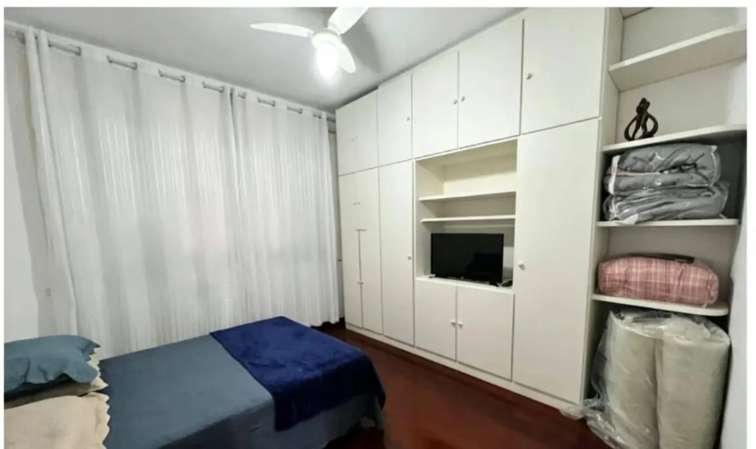 Apartamento com 3 quartos à venda, 100m2 em Copacabana, Rio De Janeiro - RJ - imagem 6 Foto 6 de Apartamento com 3 quartos à venda, 100m2 em Copacabana, Rio De Janeiro - RJ
