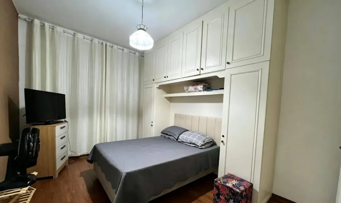Apartamento com 3 quartos à venda, 100m2 em Copacabana, Rio De Janeiro - RJ - imagem 7 Foto 7 de Apartamento com 3 quartos à venda, 100m2 em Copacabana, Rio De Janeiro - RJ