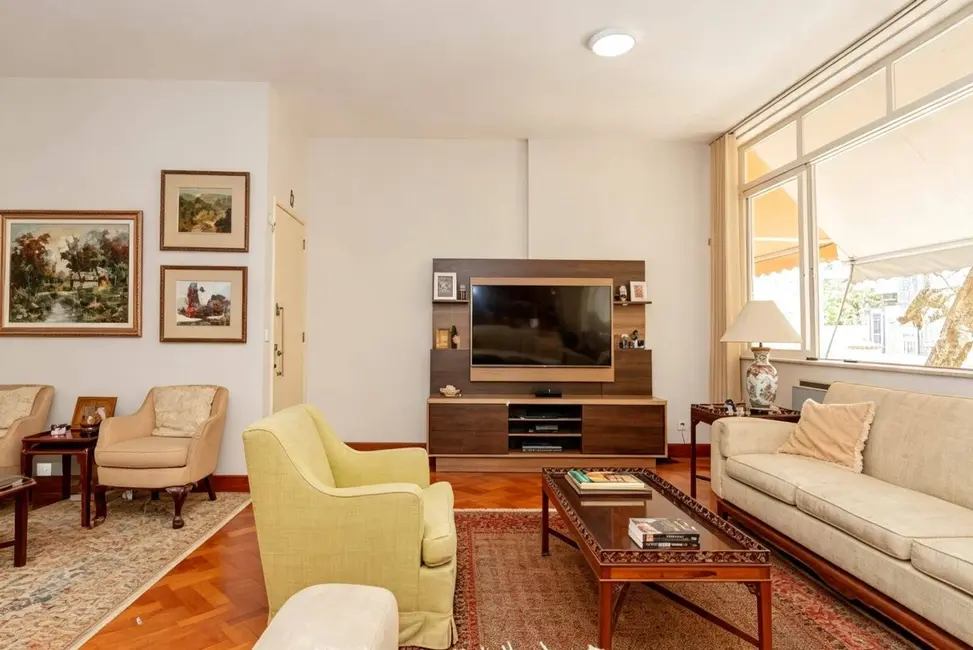 Foto 4 de Apartamento com 3 quartos à venda, 122m2 em Copacabana, Rio De Janeiro - RJ