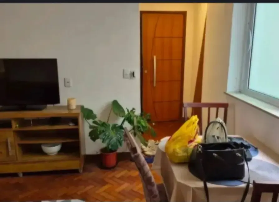Apartamento com 1 quarto à venda, 40m2 em Leme, Rio De Janeiro - RJ - imagem 4 Foto 4 de Apartamento com 1 quarto à venda, 40m2 em Leme, Rio De Janeiro - RJ