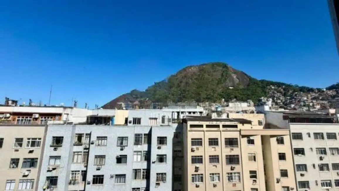 Apartamento com 2 quartos à venda, 57m2 em Copacabana, Rio De Janeiro - RJ - imagem 1 Foto 1 de Apartamento com 2 quartos à venda, 57m2 em Copacabana, Rio De Janeiro - RJ