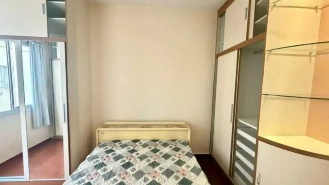 Apartamento com 2 quartos à venda, 57m2 em Copacabana, Rio De Janeiro - RJ - imagem 9 Foto 9 de Apartamento com 2 quartos à venda, 57m2 em Copacabana, Rio De Janeiro - RJ