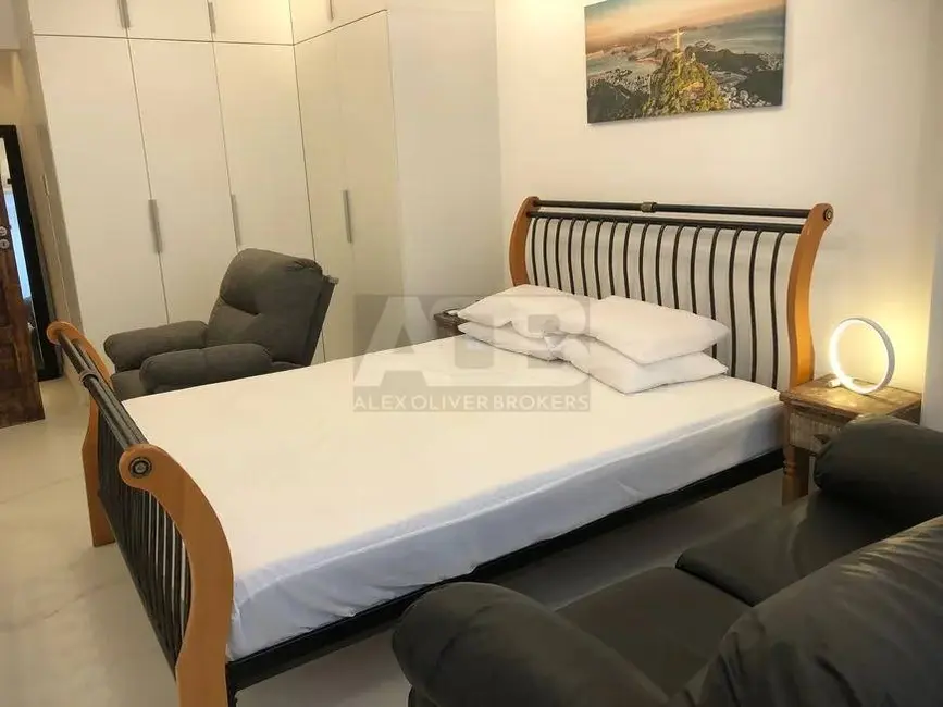 Apartamento com 2 quartos à venda, 93m2 em Copacabana, Rio De Janeiro - RJ - imagem 8 Foto 8 de Apartamento com 2 quartos à venda, 93m2 em Copacabana, Rio De Janeiro - RJ