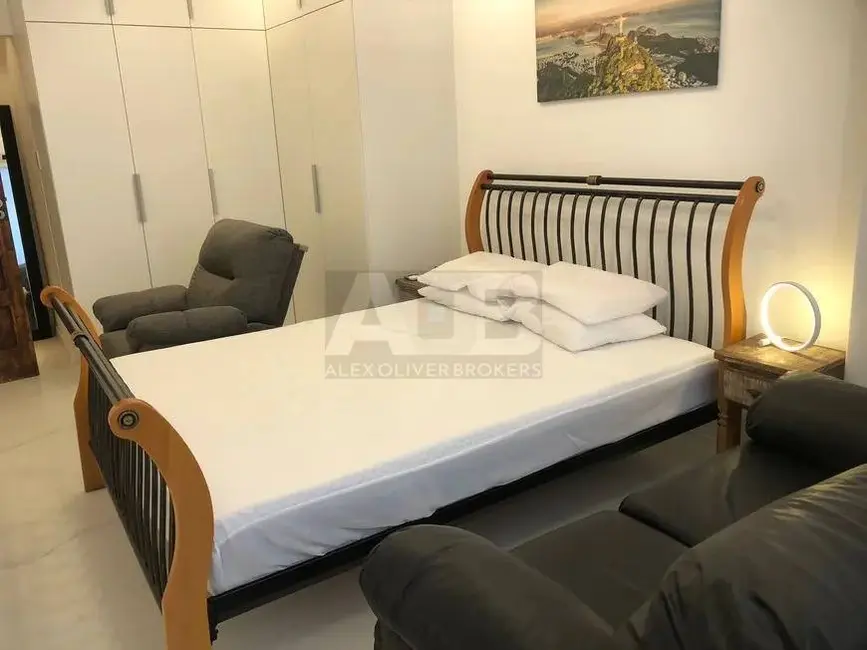 Apartamento com 2 quartos à venda, 93m2 em Copacabana, Rio De Janeiro - RJ - imagem 6 Foto 6 de Apartamento com 2 quartos à venda, 93m2 em Copacabana, Rio De Janeiro - RJ