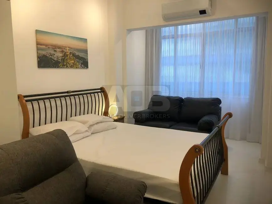 Apartamento com 2 quartos à venda, 93m2 em Copacabana, Rio De Janeiro - RJ - imagem 9 Foto 9 de Apartamento com 2 quartos à venda, 93m2 em Copacabana, Rio De Janeiro - RJ