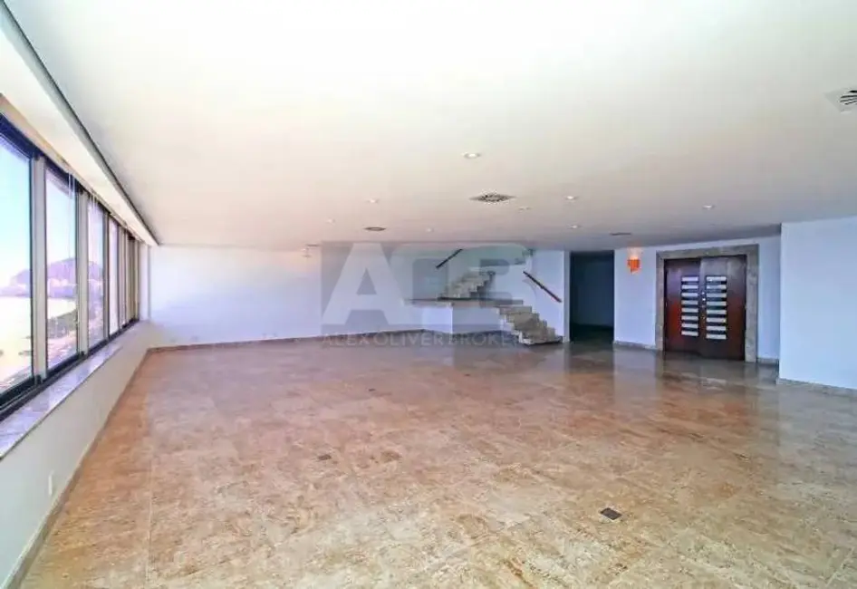 Cobertura com 4 quartos à venda, 653m2 em Copacabana, Rio De Janeiro - RJ - imagem 7 Foto 7 de Cobertura com 4 quartos à venda, 653m2 em Copacabana, Rio De Janeiro - RJ