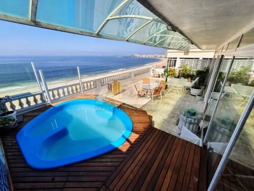 Cobertura com 4 quartos à venda, 357m2 em Copacabana, Rio De Janeiro - RJ - imagem 5 Foto 5 de Cobertura com 4 quartos à venda, 357m2 em Copacabana, Rio De Janeiro - RJ