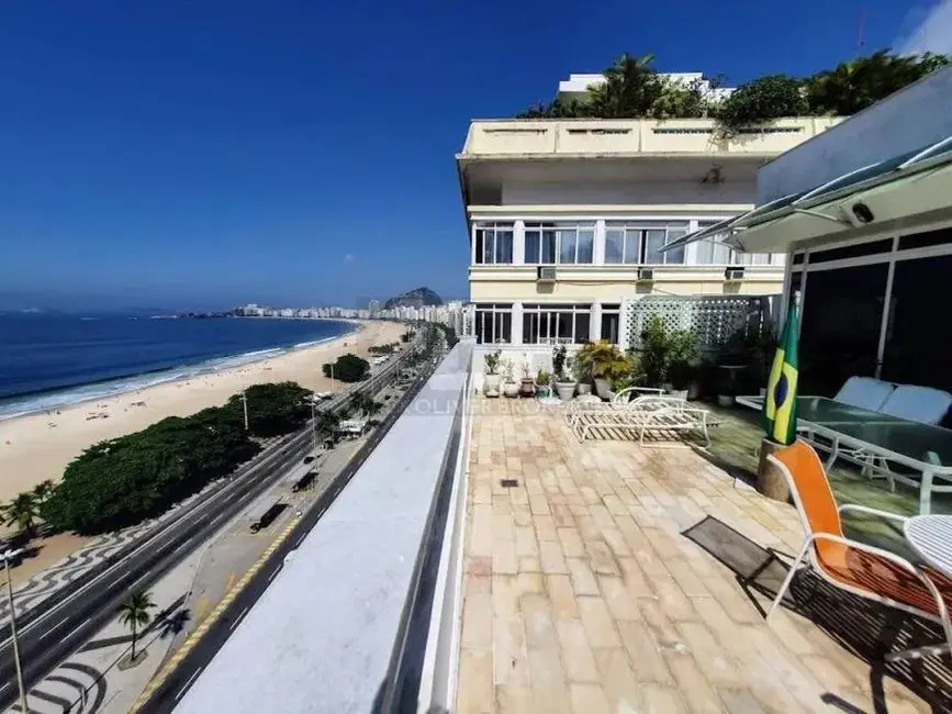 Cobertura com 4 quartos à venda, 357m2 em Copacabana, Rio De Janeiro - RJ - imagem 7 Foto 7 de Cobertura com 4 quartos à venda, 357m2 em Copacabana, Rio De Janeiro - RJ