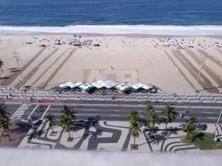 Cobertura com 4 quartos à venda, 357m2 em Copacabana, Rio De Janeiro - RJ - imagem 4 Foto 4 de Cobertura com 4 quartos à venda, 357m2 em Copacabana, Rio De Janeiro - RJ