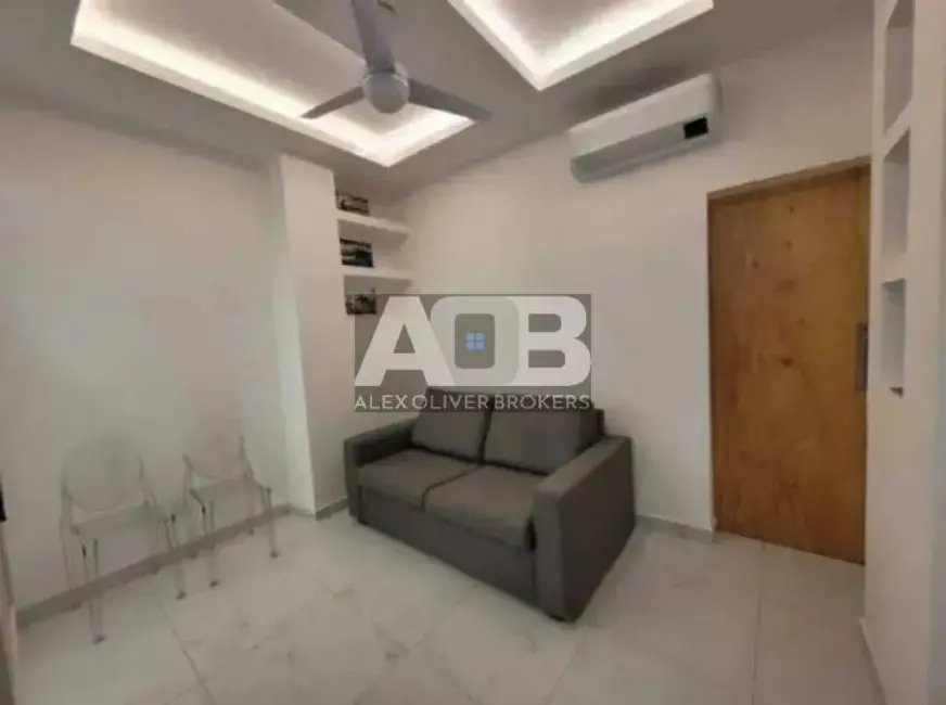 Apartamento com 1 quarto à venda, 49m2 em Copacabana, Rio De Janeiro - RJ - imagem 5 Foto 5 de Apartamento com 1 quarto à venda, 49m2 em Copacabana, Rio De Janeiro - RJ