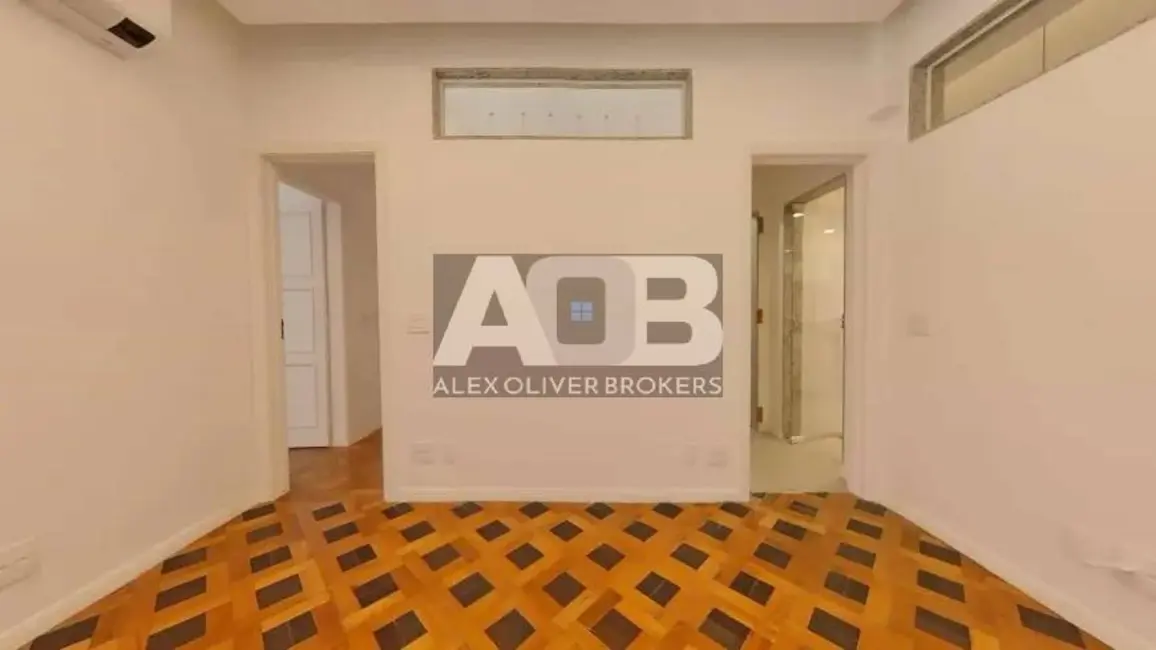 Apartamento com 2 quartos à venda, 67m2 em Leblon, Rio De Janeiro - RJ - imagem 3 Foto 3 de Apartamento com 2 quartos à venda, 67m2 em Leblon, Rio De Janeiro - RJ
